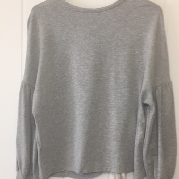 Zara ladies medium long sleeve T-shirt - Picture 2 of 8
